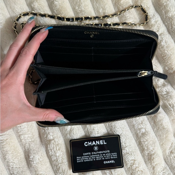 Black Chanel Mademoiselle wallet on unbranded chain crossbody - Picture 7 of 9